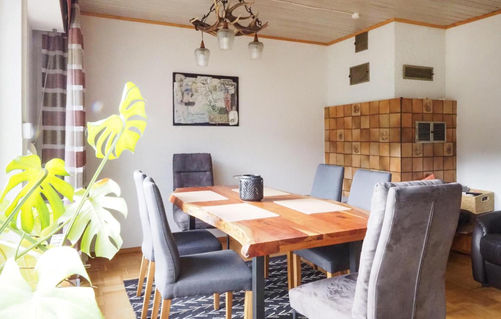 Cozy Apartment In Hinterweidenthal With Sauna Exteriör bild